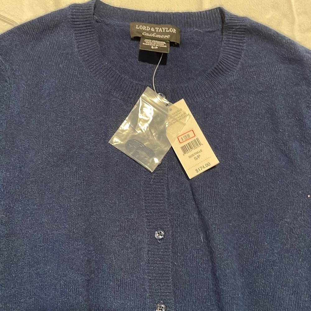 Lord & Taylor 100% Cashmere Navy Cardigan with Buttons Size S (NWT) - Picture 3 of 4